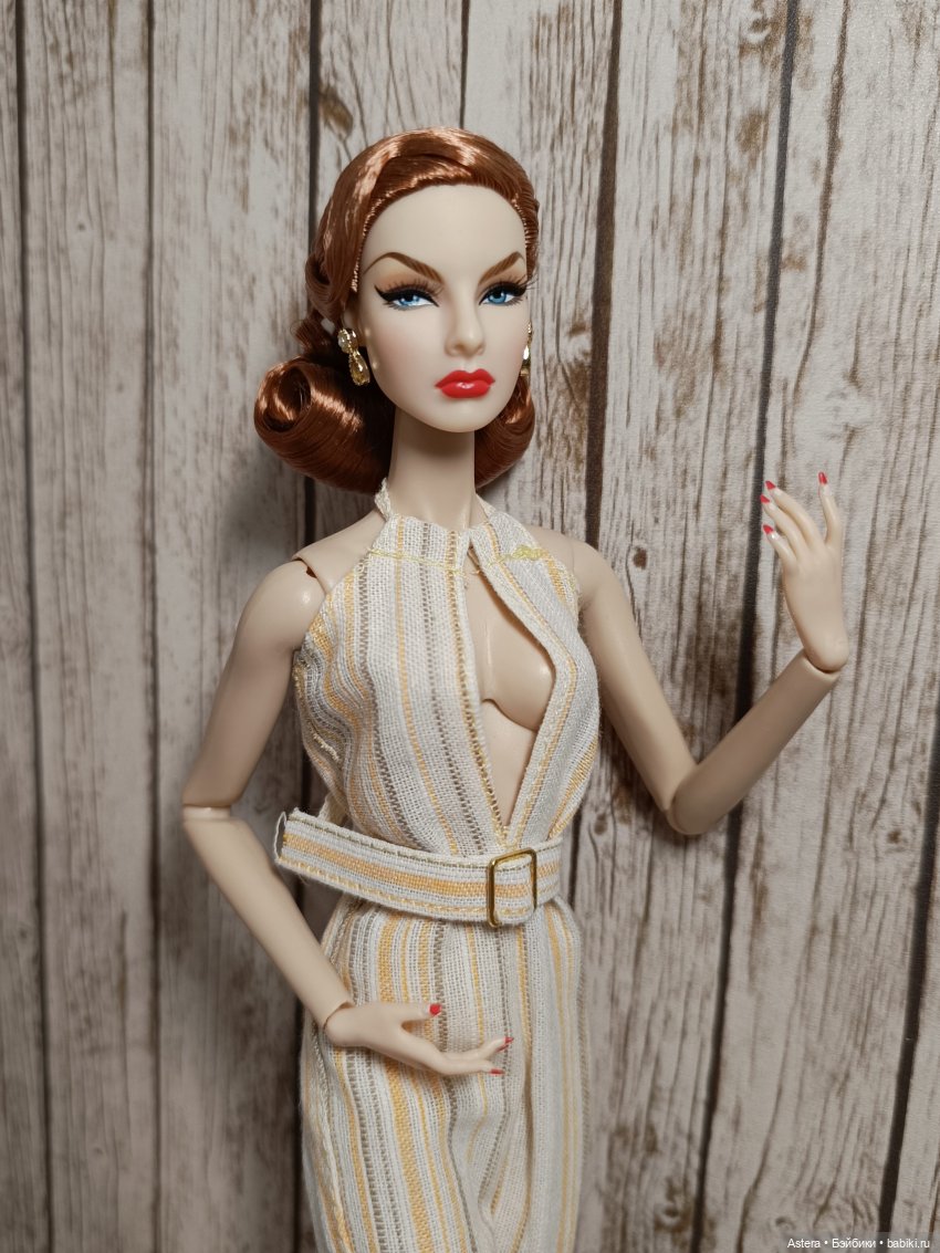 Новые наряды с Али. Рейчел