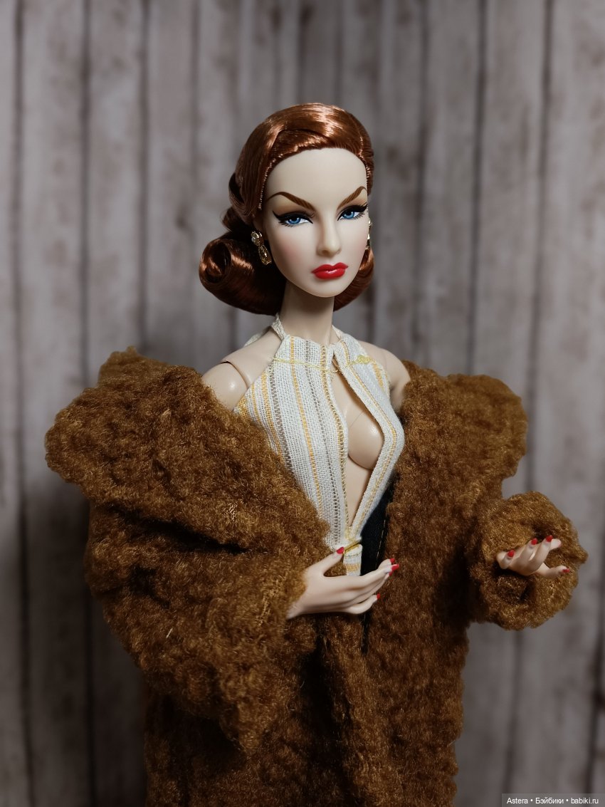 Новые наряды с Али. Рейчел