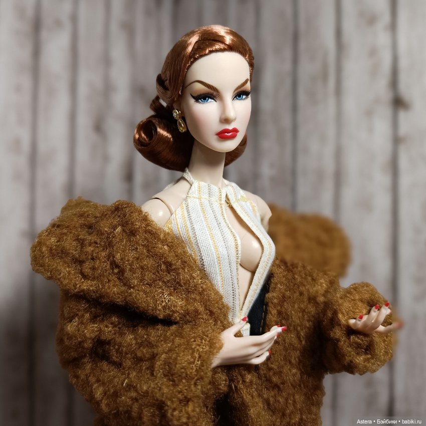 Новые наряды с Али. Рейчел