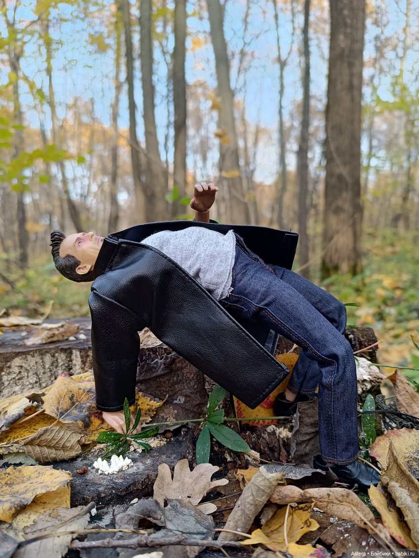 Парни гуляют в лесу — Коллекционные экшн