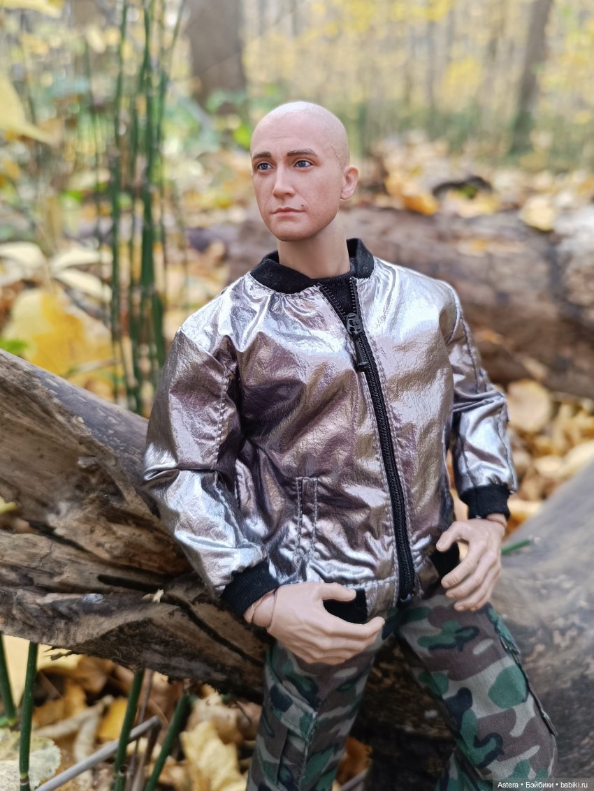 Парни гуляют в лесу — Коллекционные экшн