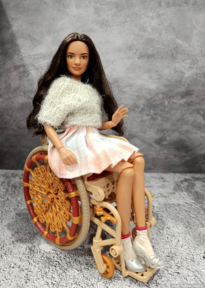 Hermosa — Куклы Barbie (Барби): Looks