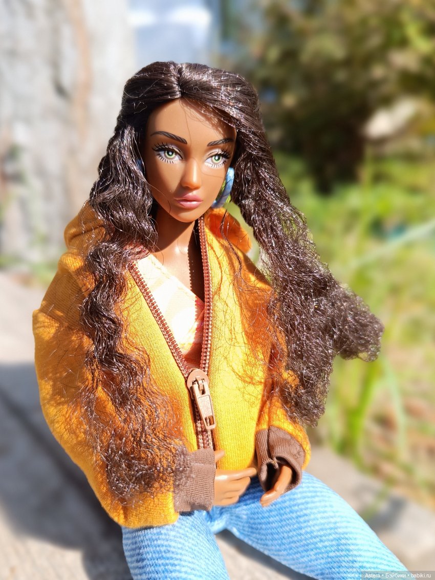 Ноэль на даче — Аналоги Барби и куклы 1/6: клоны 90