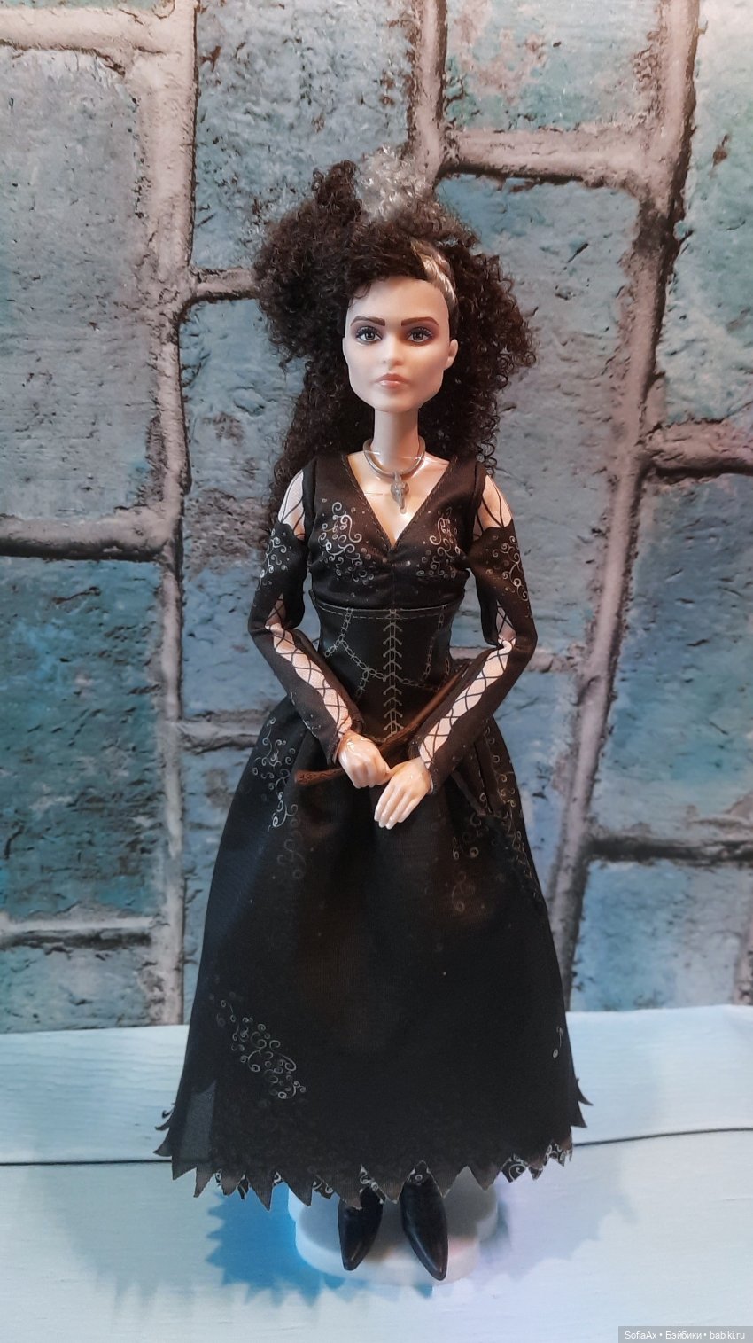 Перерисовка лица Беллатрисы Лестрейндж от Mattel
