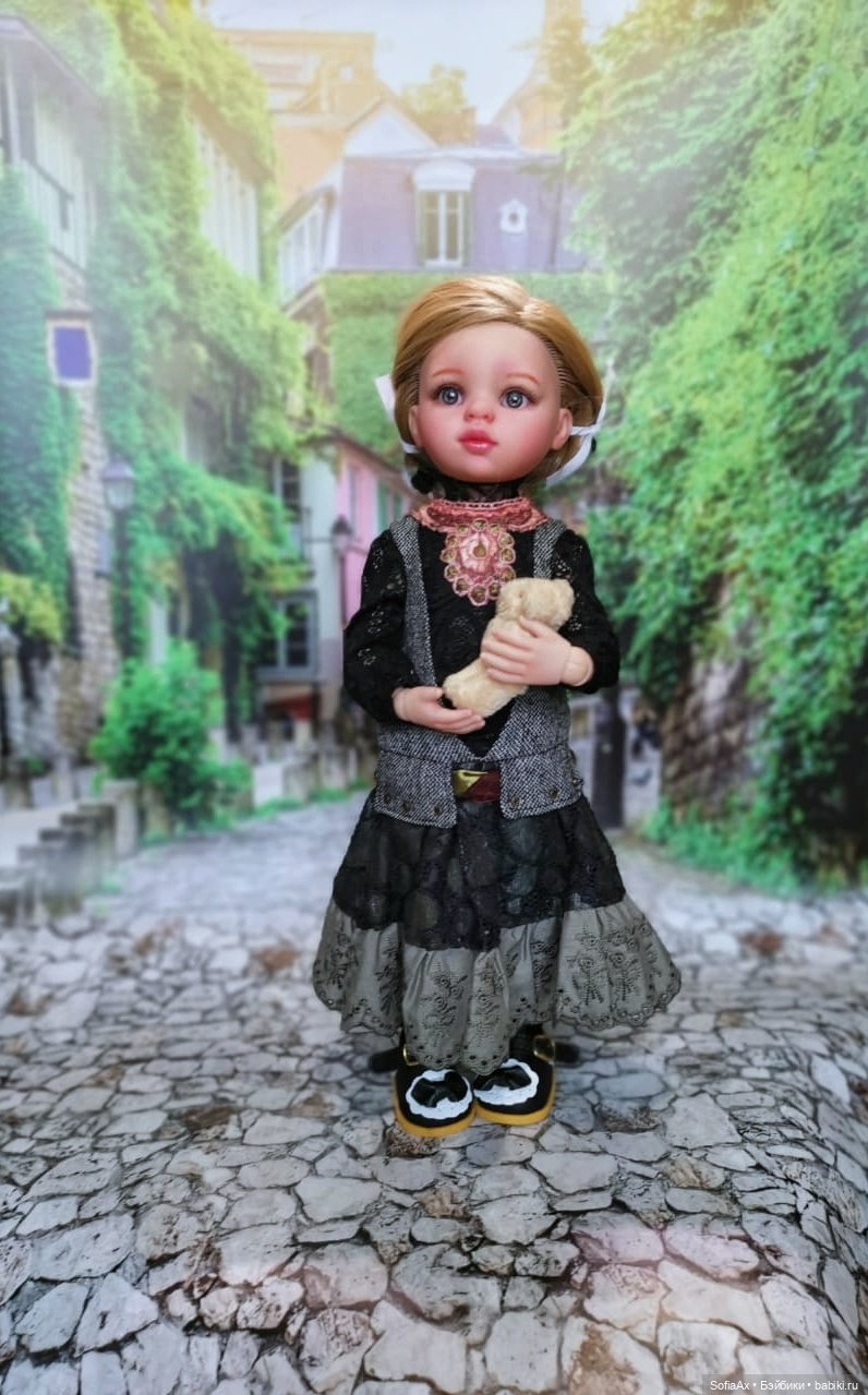 Да здравствует критика или почему изменилась моя первая кукла от Паолы Рейны