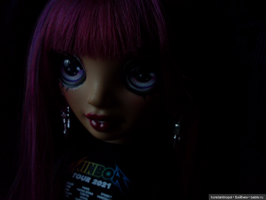 Мила сменила сторону — Куклы Rainbow High (Рейнбоу Хай