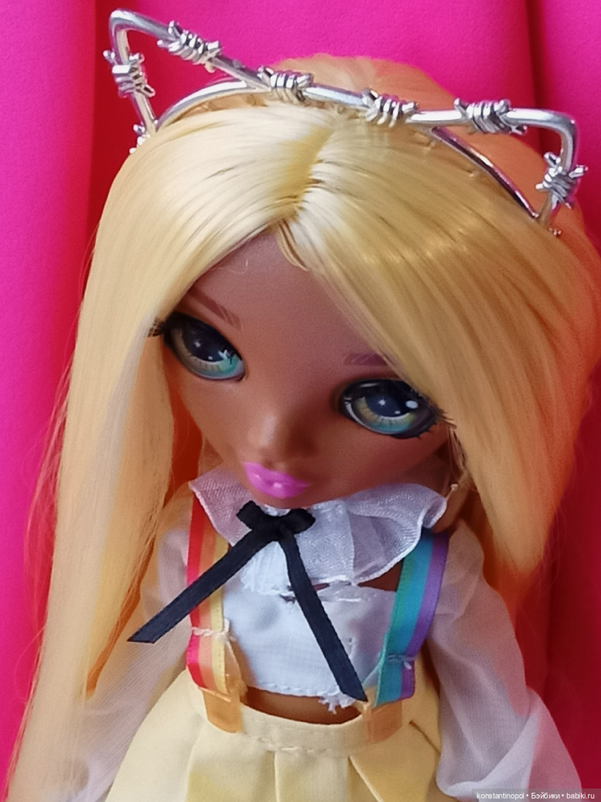 Санни Fantastic Fashion — Куклы Rainbow High (Рейнбоу Хай