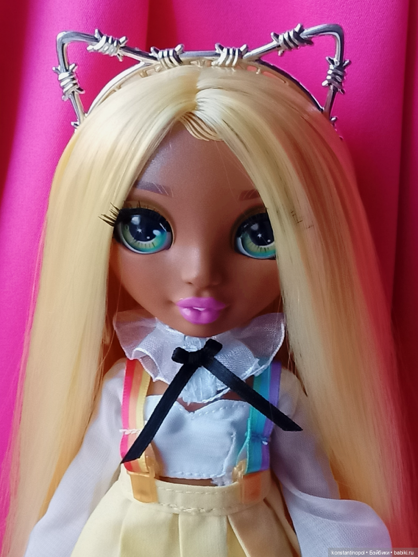 Санни Fantastic Fashion — Куклы Rainbow High (Рейнбоу Хай