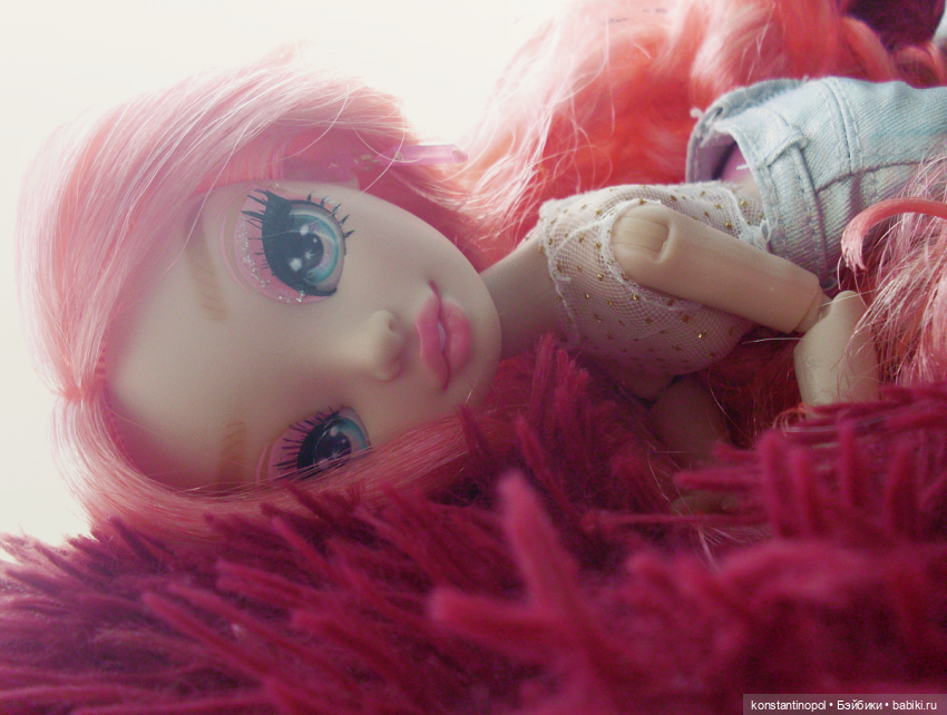 От этой куклы сдали нервы (фото 4)