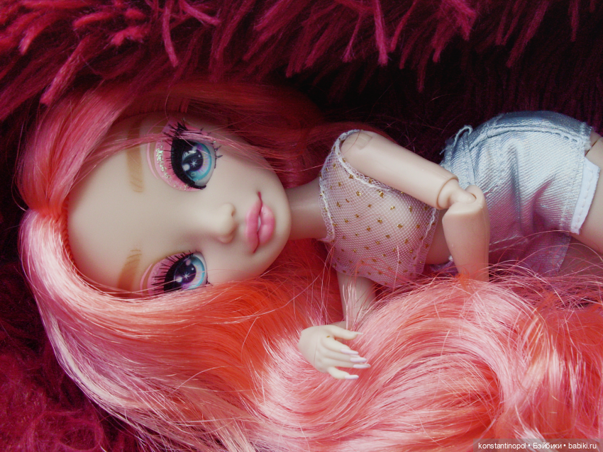 От этой куклы сдали нервы (фото 2)