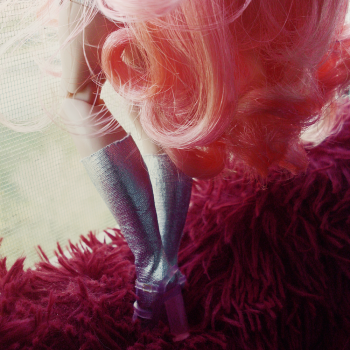 От этой куклы сдали нервы