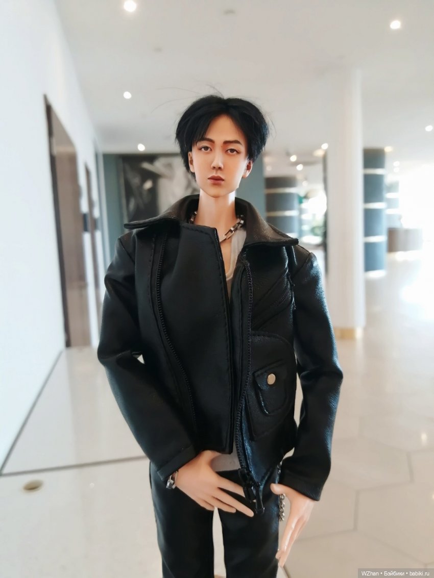 Городская прогулка | Бэйбики Городская прогулка — Портретные куклы знаменитостей: звезды кино (фото 8)