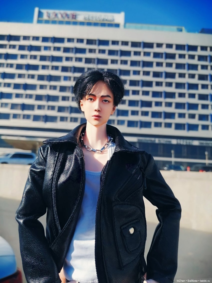 Городская прогулка | Бэйбики Городская прогулка — Портретные куклы знаменитостей: звезды кино (фото 2)