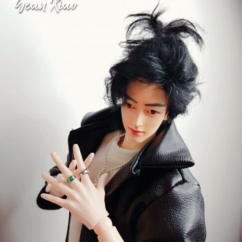 Спонтанная фотосессия. Сяо Чжань