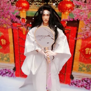 Счастливого Года Дракона вам желает Лео Ло