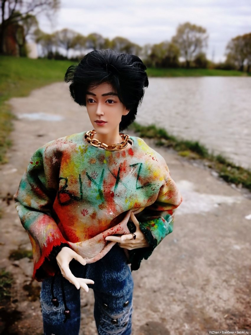 Сяо Чжань, прогулка в майской прохладе