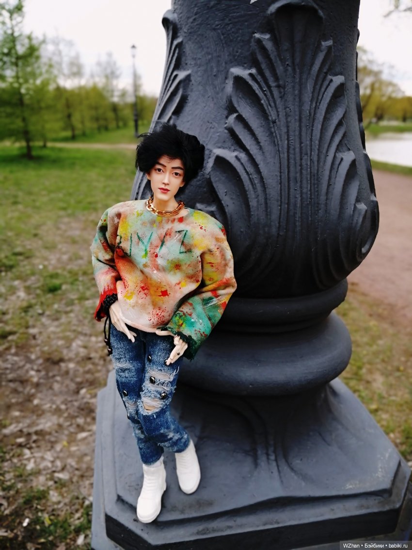 Сяо Чжань, прогулка в майской прохладе (фото 2)