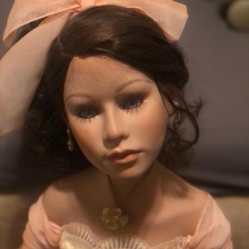 Обещанные 9 кукол