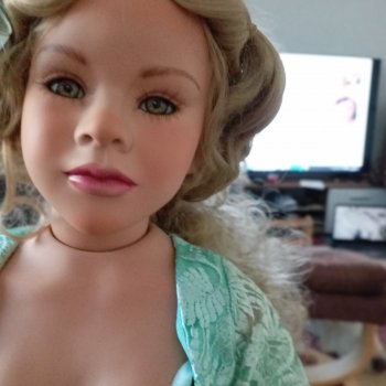 Кукла от Queen Gallery