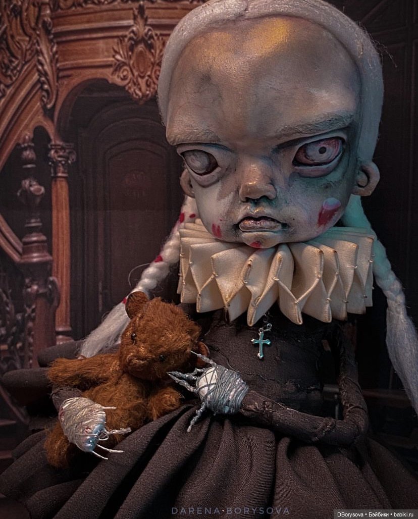 Haunted doll. Смешанная техника, паперклей, 30 см Haunted doll. Смешанная техника, паперклей, 30 см