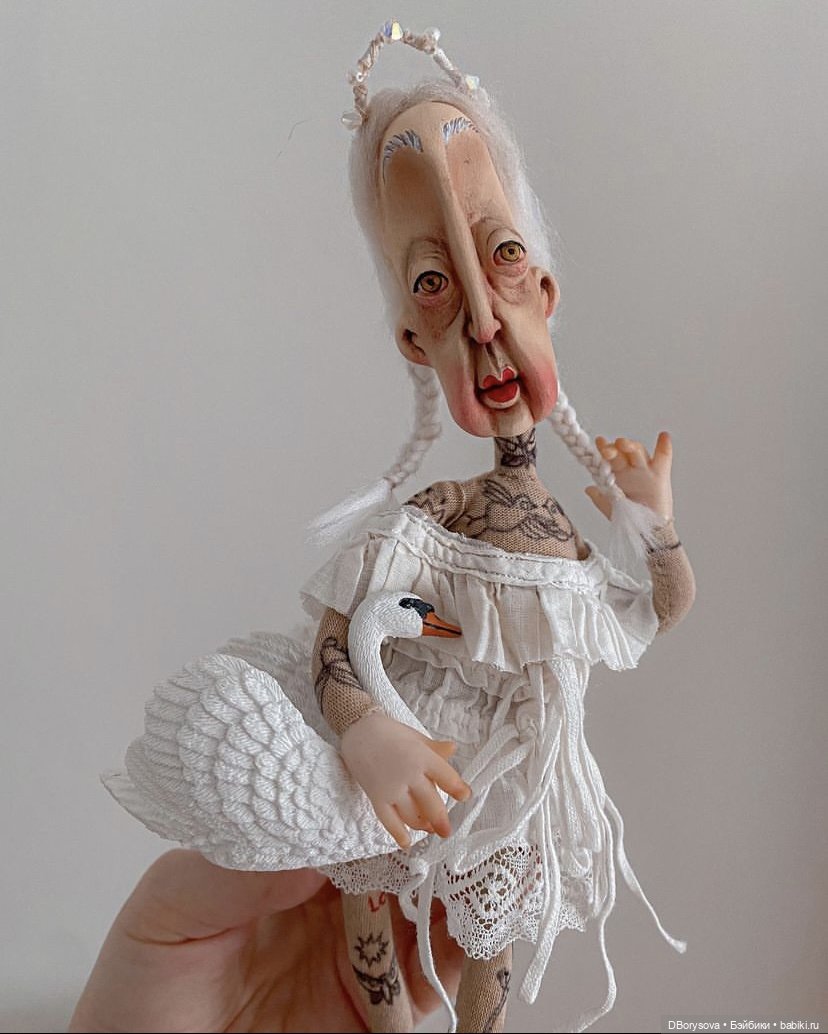 Бабушка. Стилизованная кукла из паперклей