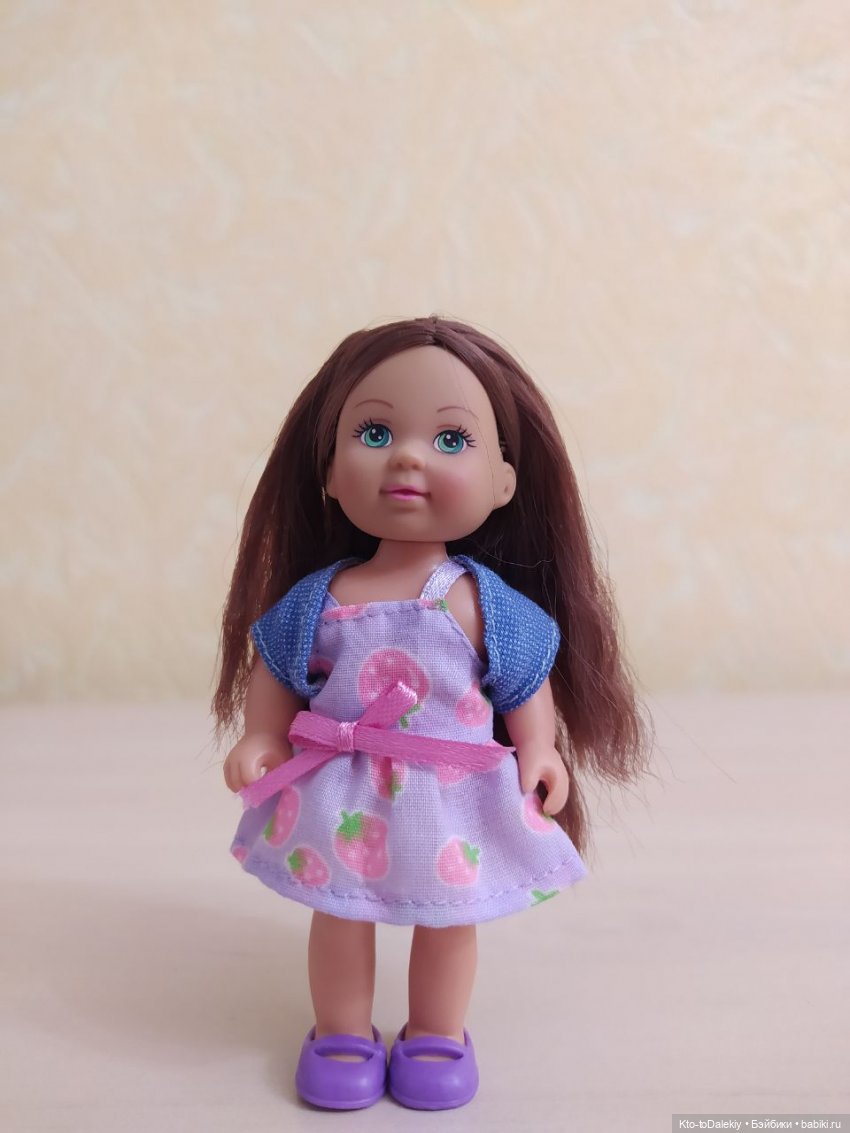 Эрика, Нижний Тагил, ноябрь 2022, не на своем теле, наряд не ее