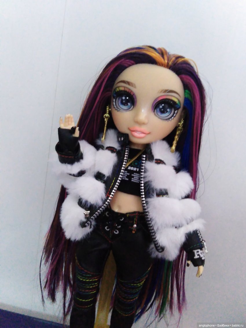 Самая недооценённая кукла — Лирик Лукас (фото 2)