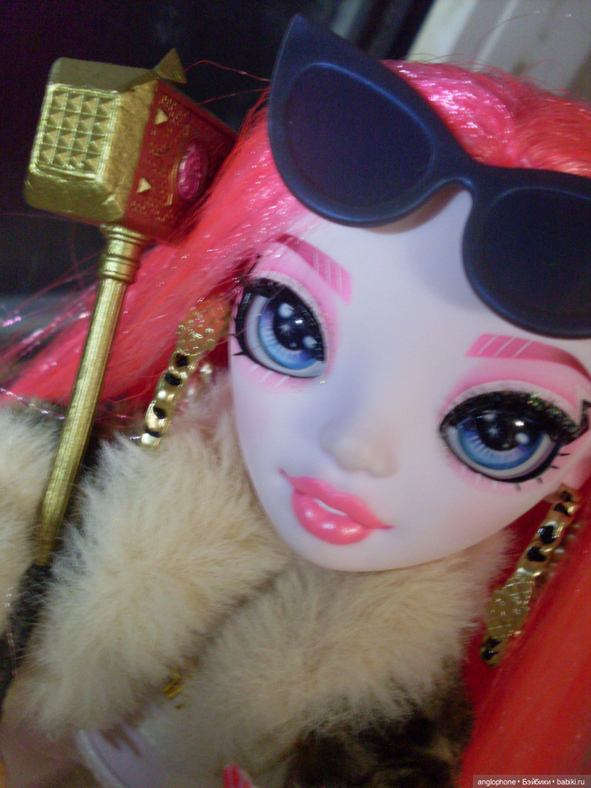 Королева Shadow High — Куклы Rainbow High (Рейнбоу Хай