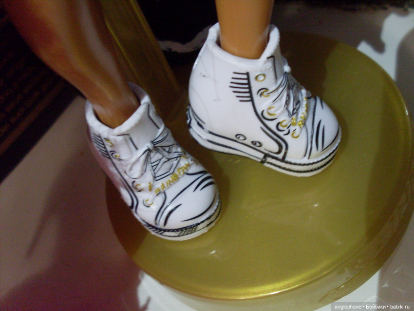 Королева Shadow High — Куклы Rainbow High (Рейнбоу Хай