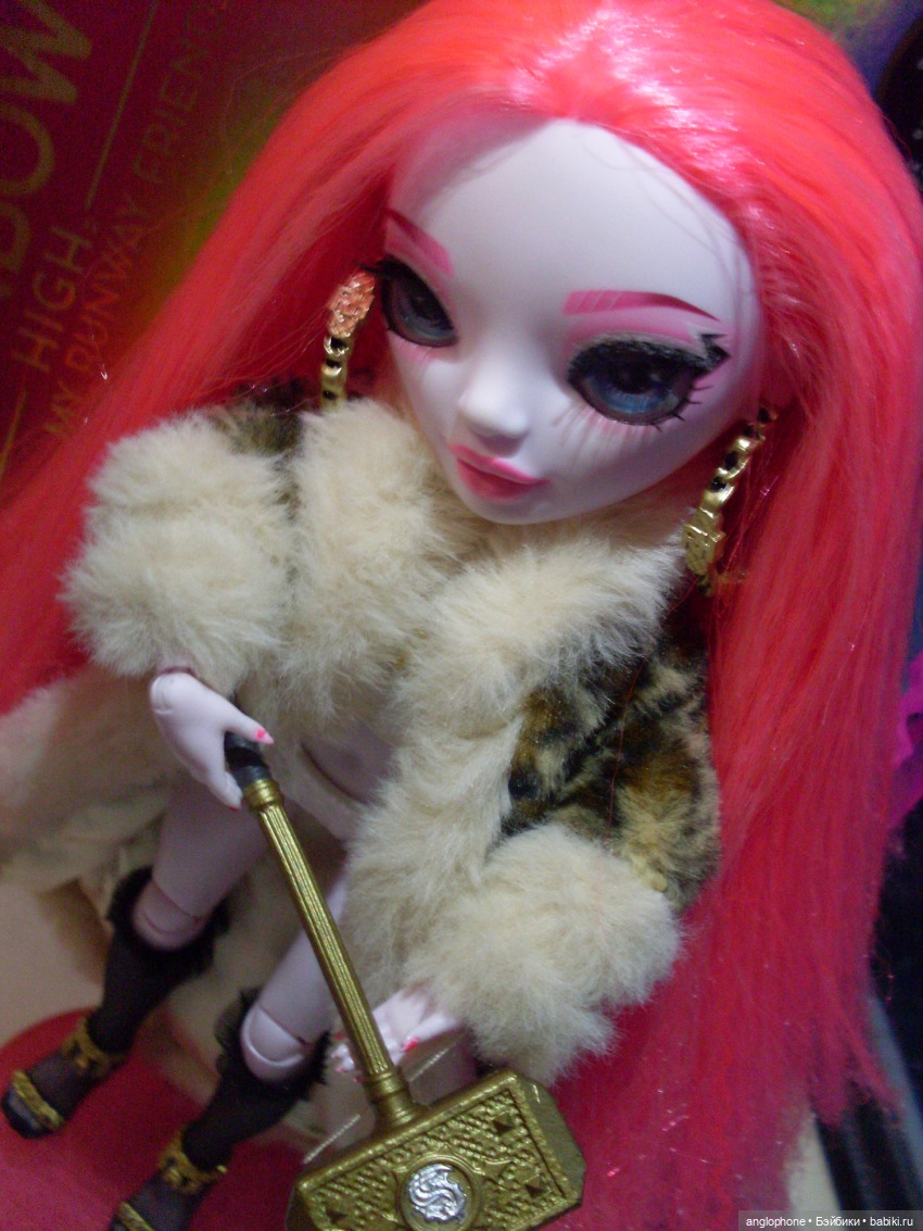 Королева Shadow High — Куклы Rainbow High (Рейнбоу Хай