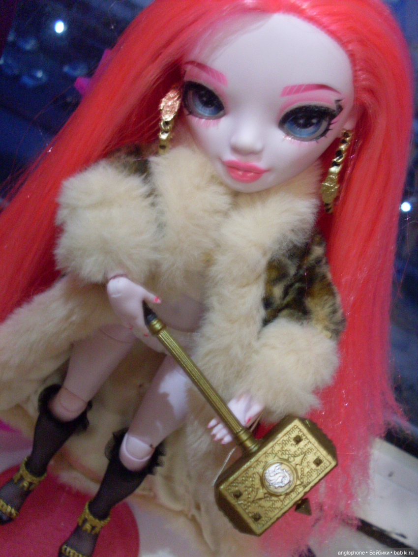 Королева Shadow High — Куклы Rainbow High (Рейнбоу Хай