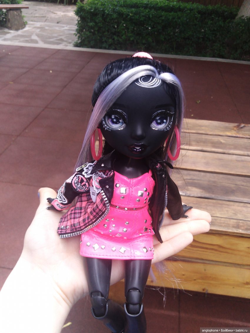 Новый образ Шанель | Бэйбики Новый образ Шанель — Куклы Rainbow High (Рейнбоу Хай (фото 2)