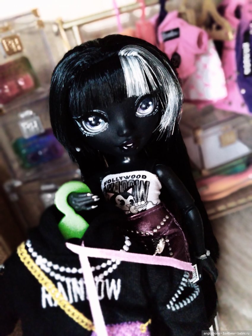 Новый образ Шанель | Бэйбики Новый образ Шанель — Куклы Rainbow High (Рейнбоу Хай (фото 9)