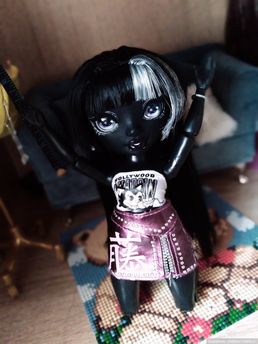 Новый образ Шанель | Бэйбики Новый образ Шанель — Куклы Rainbow High (Рейнбоу Хай (фото 7)