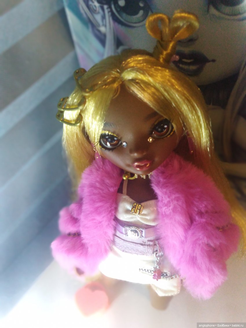 Мелин теперь Люкс — Куклы Rainbow High (Рейнбоу Хай