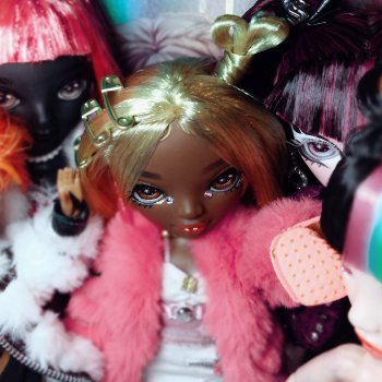 Мелин теперь Люкс