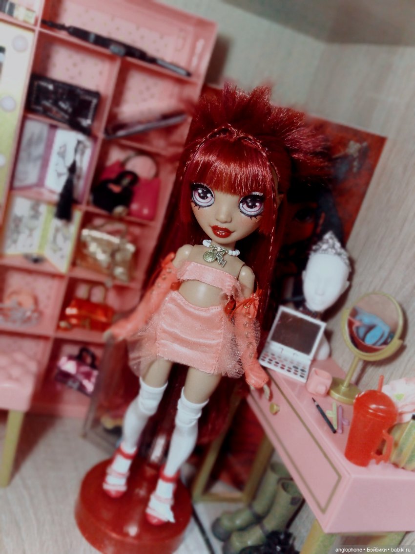 Шкаф для РХ — Куклы Rainbow High (Рейнбоу Хай