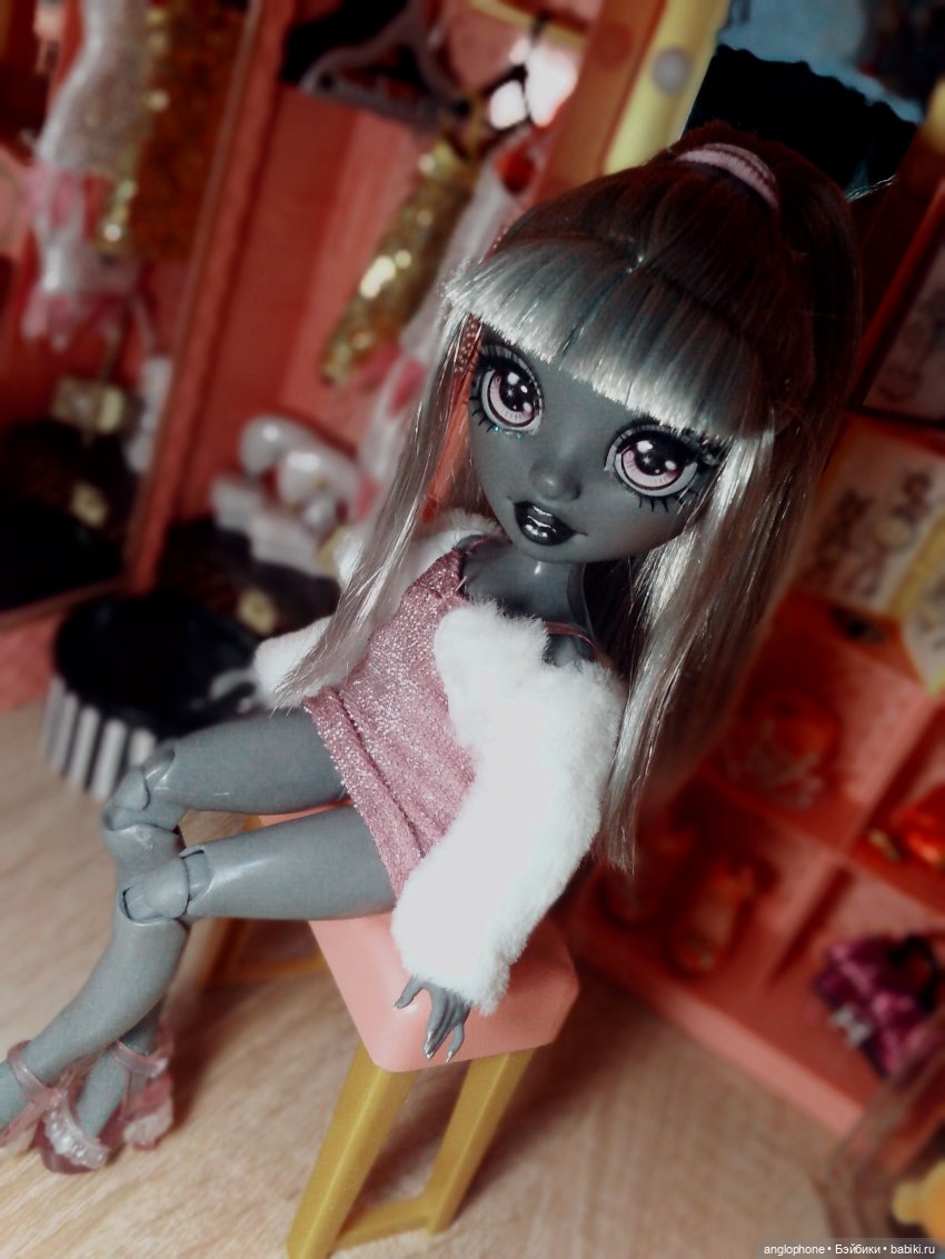 Шкаф для РХ — Куклы Rainbow High (Рейнбоу Хай