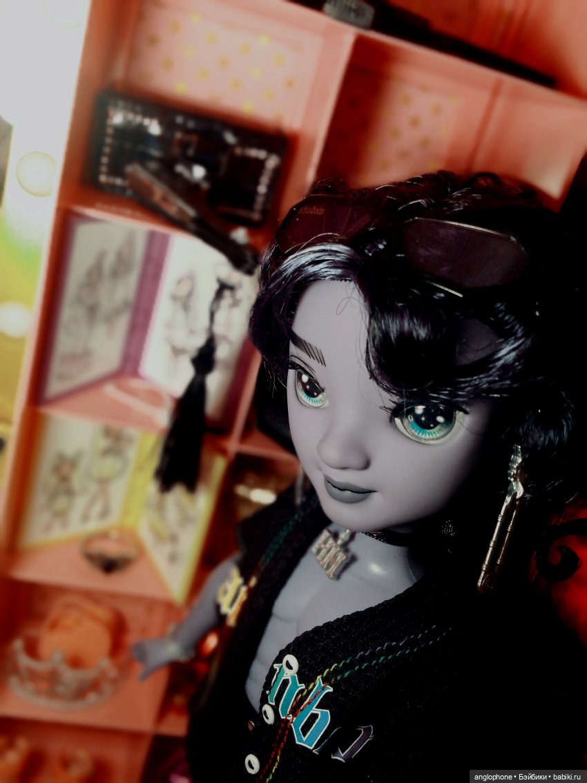 Шкаф для РХ — Куклы Rainbow High (Рейнбоу Хай