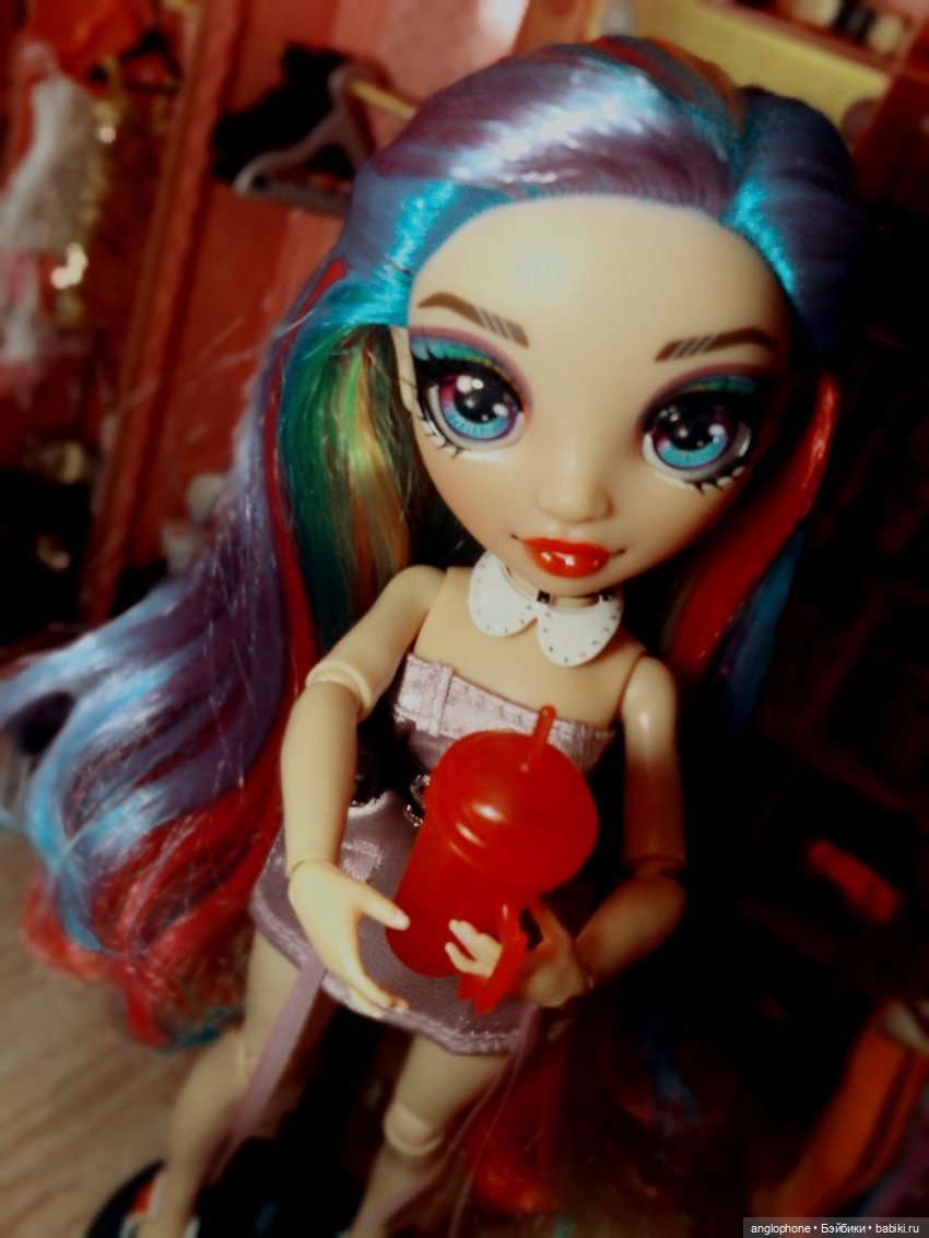Шкаф для РХ — Куклы Rainbow High (Рейнбоу Хай