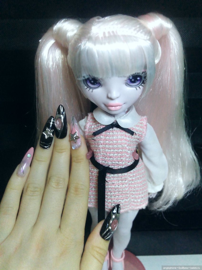 Белла с чёлкой — Куклы Rainbow High (Рейнбоу Хай