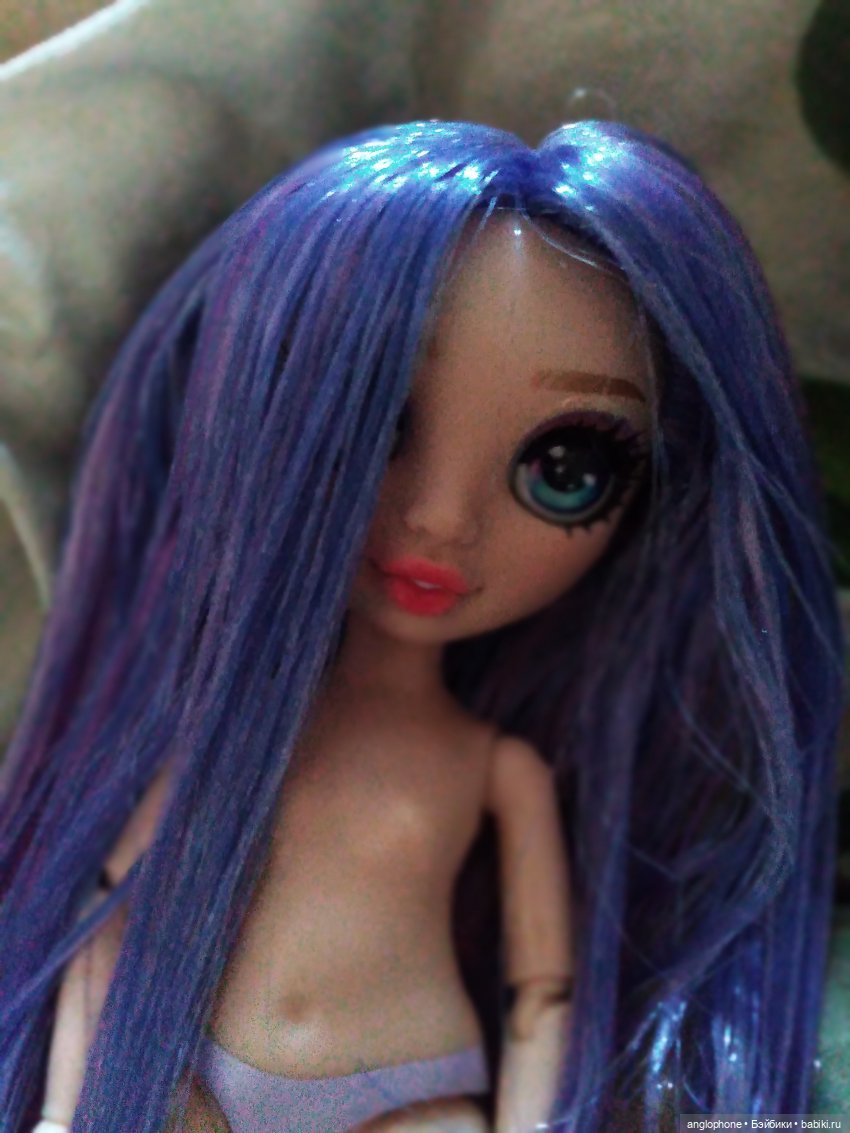 Стрижём и укладываем челку RH (фото 5)