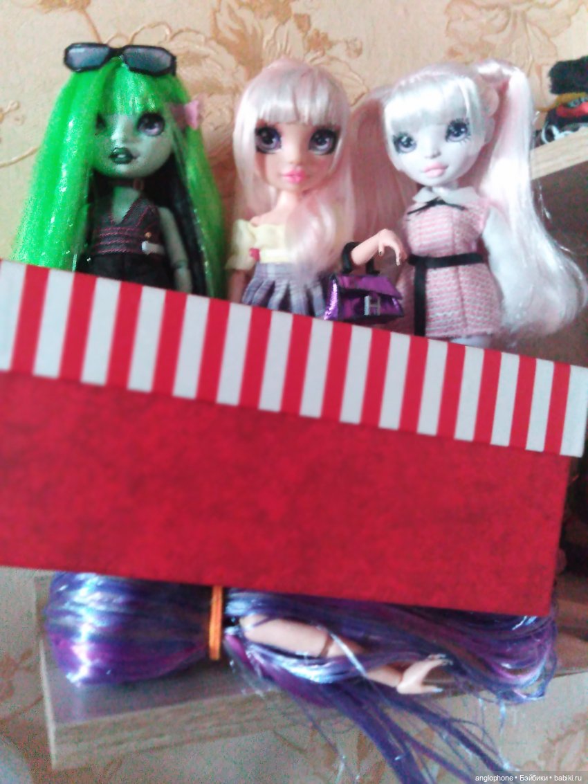 Стрижём и укладываем челку RH (фото 7)