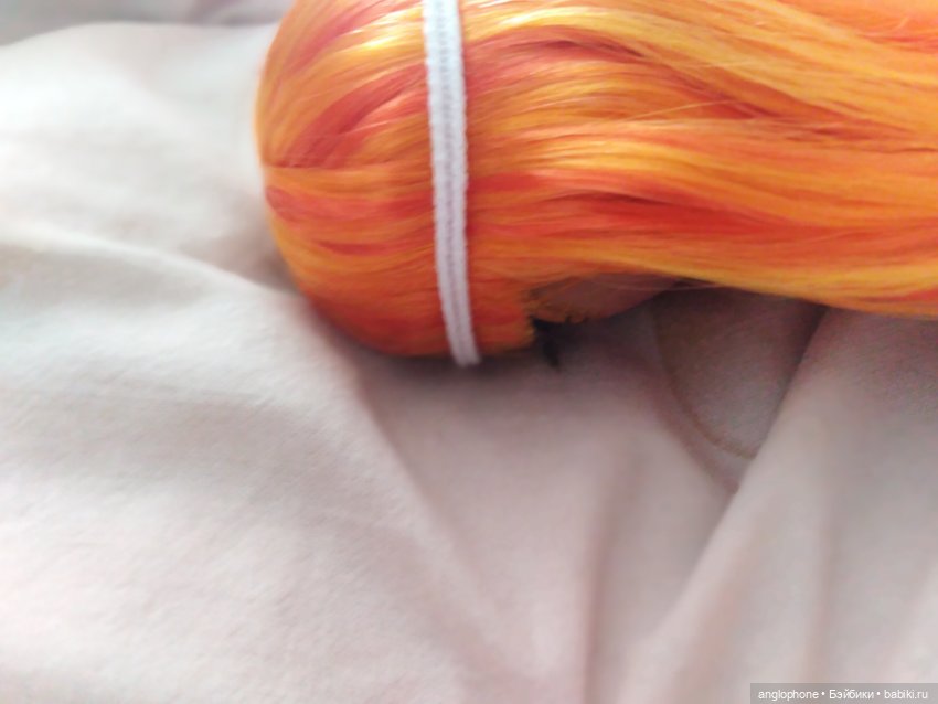 Стрижём и укладываем челку RH