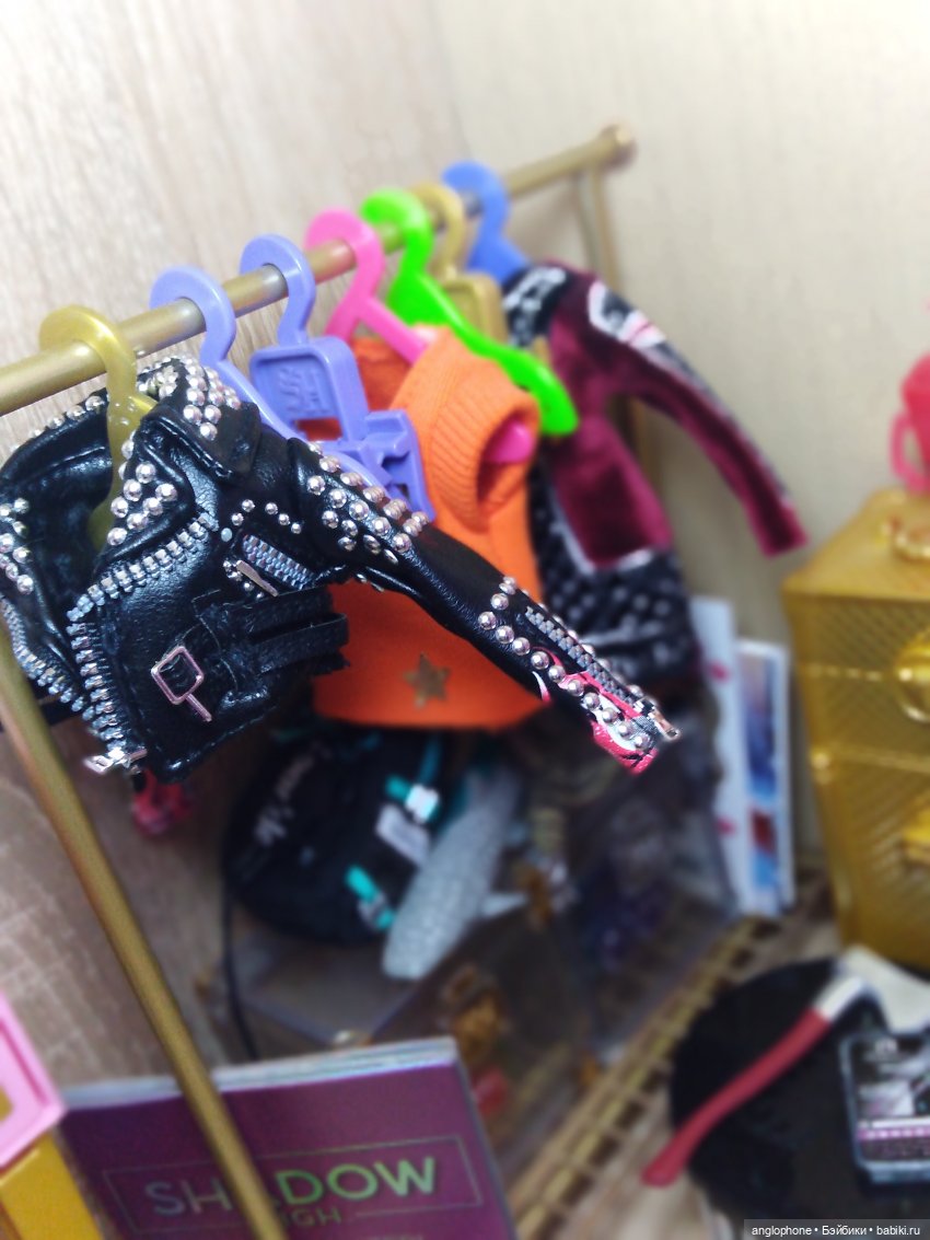 Глитч — Куклы Rainbow High (Рейнбоу Хай