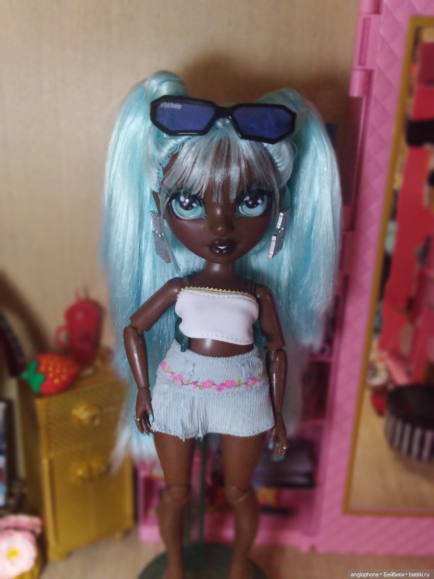 Прогулки и новинки — Куклы Rainbow High (Рейнбоу Хай