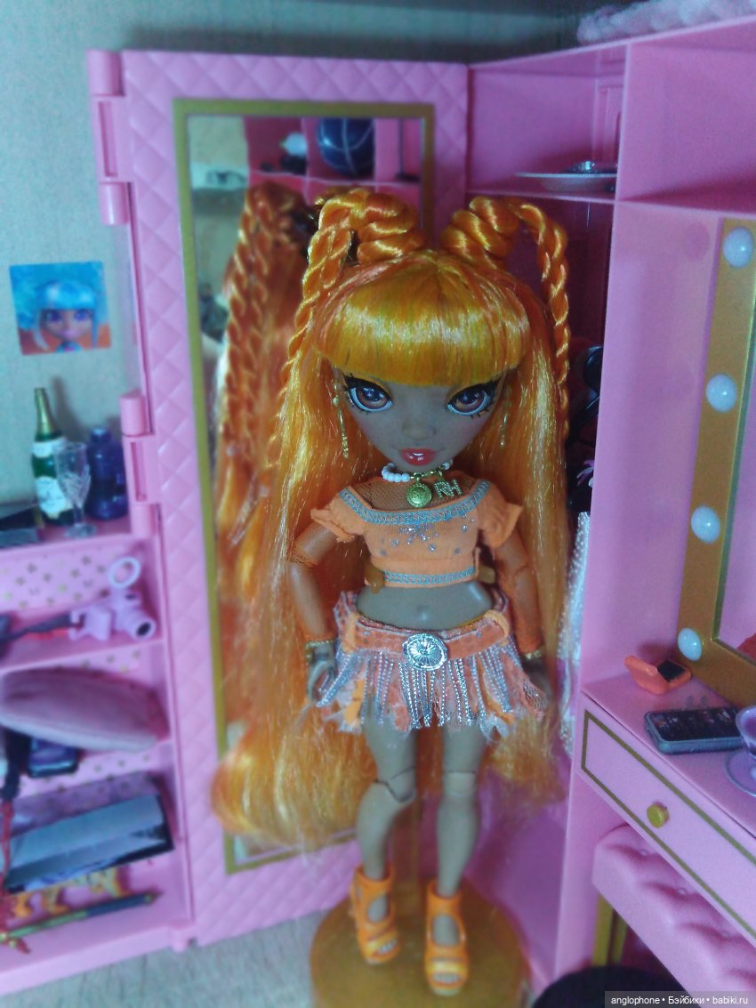 Прогулки и новинки — Куклы Rainbow High (Рейнбоу Хай