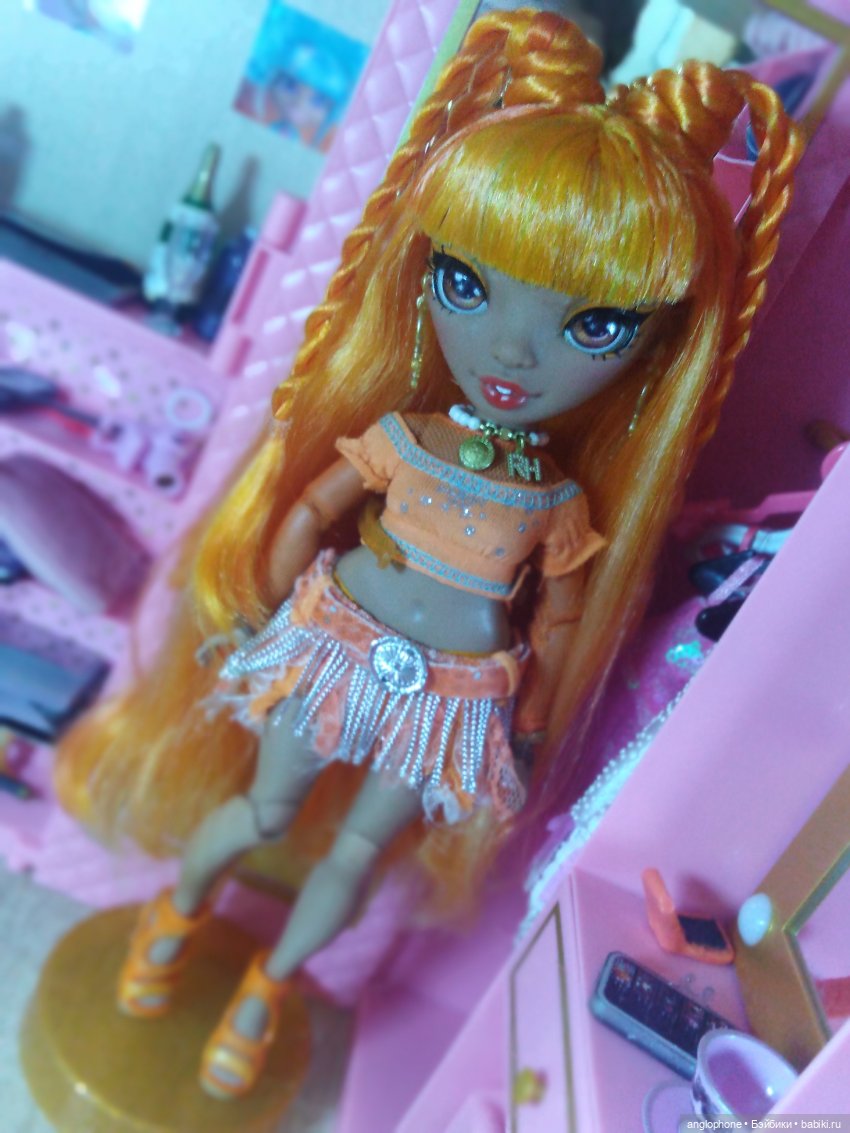 Прогулки и новинки — Куклы Rainbow High (Рейнбоу Хай