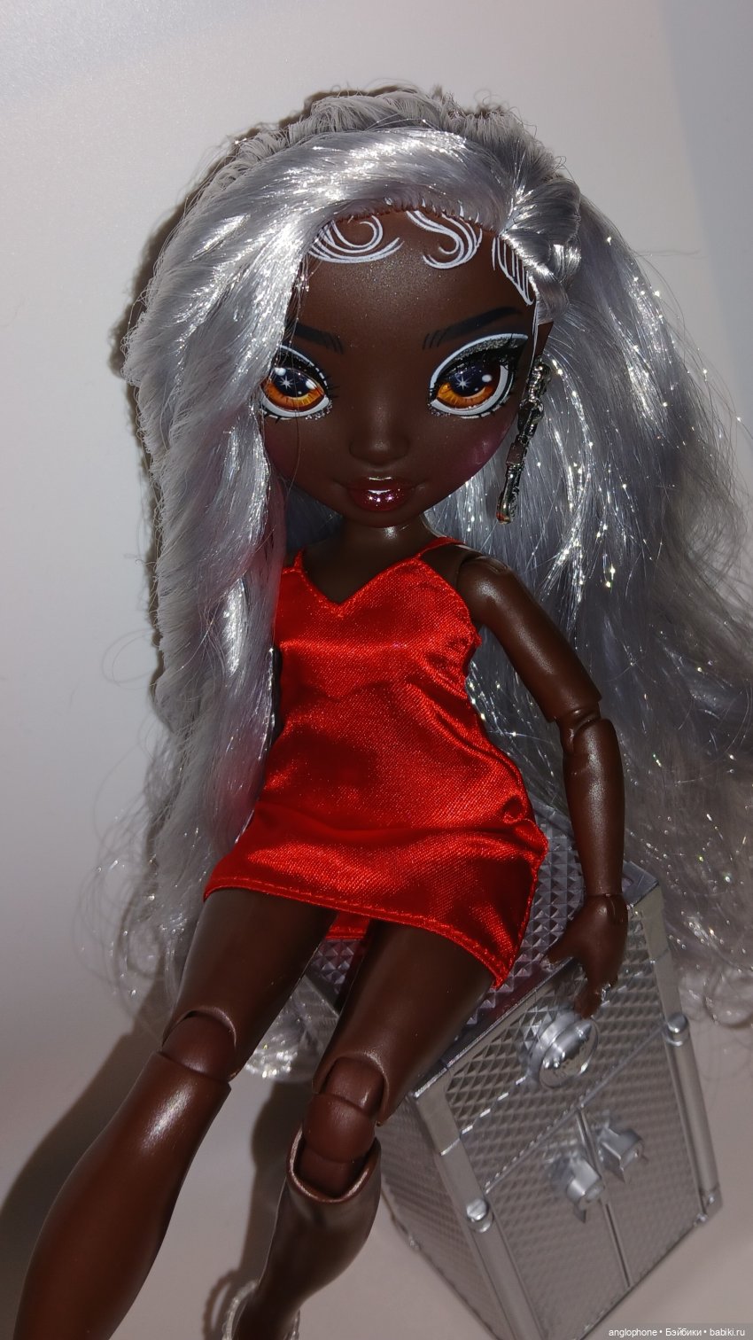 Аиша Стерлинг — Куклы Rainbow High (Рейнбоу Хай (фото 3)