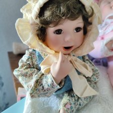 Кукла фарфоровая коллекционная
